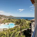 De L'esterel Pierre & Ξενοδοχείο 3*