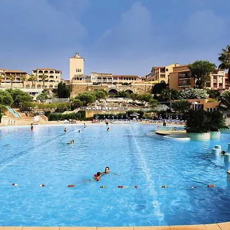 De L'esterel 3*