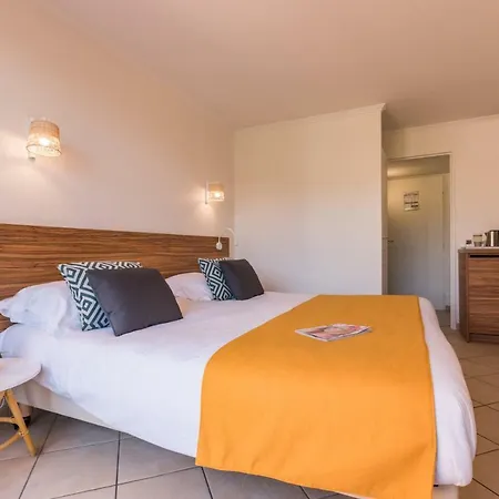 Hotel De L'esterel Saint-Raphaël