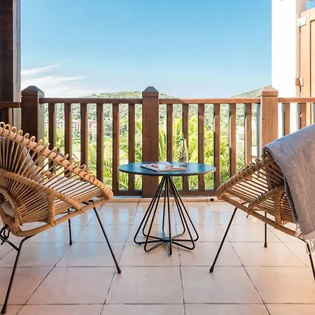 De L'esterel Hotel