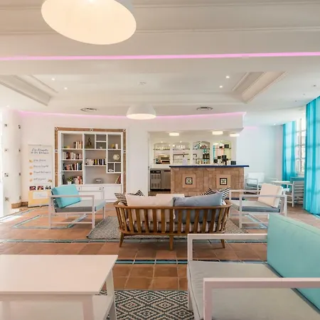 De L'esterel Hotel