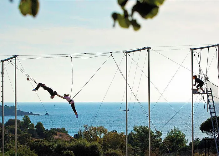 De L'esterel Pierre & فندق Saint-Raphaël