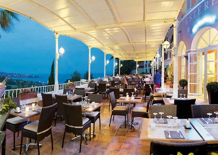 فندق De L'esterel Pierre & Saint-Raphaël