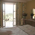 De L'esterel Pierre & Hotel Saint-Raphaël