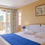 Hotel De L'esterel Pierre & Saint-Raphaël