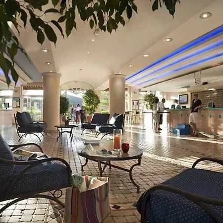 De L'esterel Pierre & Hotel
