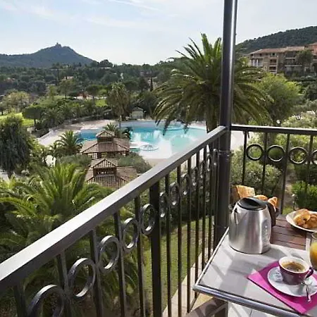 De L'esterel Pierre & 3* Saint-Raphael (Var)