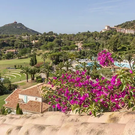 De L'esterel Pierre & 3*