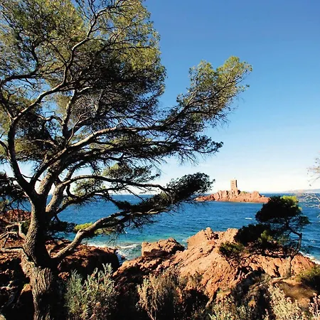 De L'esterel Pierre & 3* Saint-Raphael (Var)