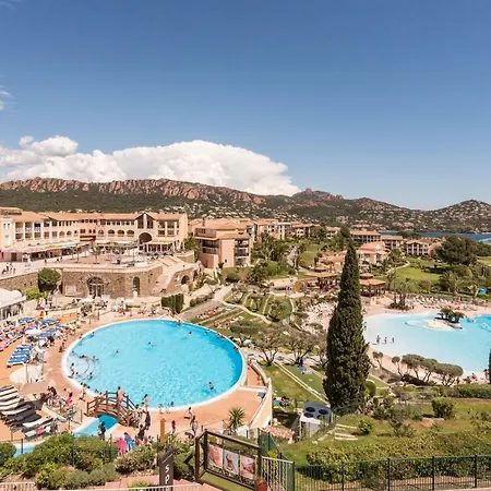 فندق De L'esterel Pierre & Saint-Raphaël