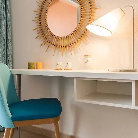 De L'esterel Pierre & 호텔